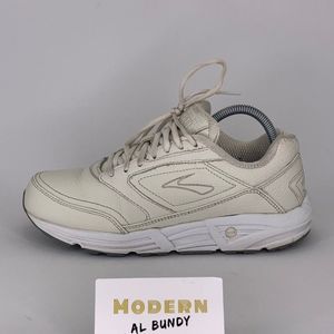 Brooks Women’s Addiction Walking Shoes Cream/White Sz 9.5